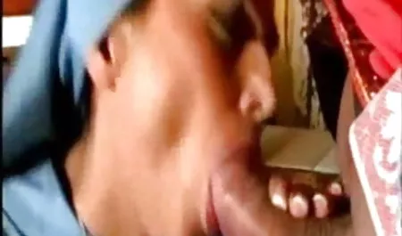गोरा ने हिंदी पिक्चर सेक्स उसकी चूत को चाट लिया और उसकी गांड मार दी
