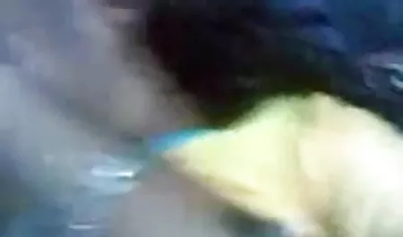 हंगेरियन के साथ हंगरी खुद को संभोग के सेक्सी मूवी फिल्म हिंदी में लिए लाता है