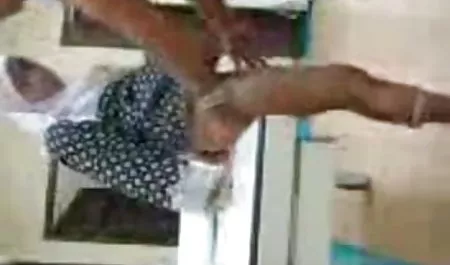 पुल के सेक्सी पिक्चर फुल मूवी नीचे पोर्न