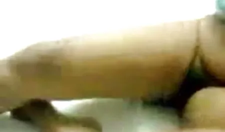 शिक्षक सेक्सी वीडियो हिंदी मूवी में छात्र को गधे पर वार करता है