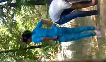 लड़कियों का एक झुंड! ओनली सेक्स फिल्म