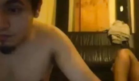 आप सेक्स फिल्म बताइए वीडियो एक धूम्रपान विराम के बाद blowjob और Footjob प्यार करते हैं