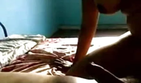 ब्रिटिश परिचारिका हिन्दी फिल्म सेक्सी स्टॉकिंग्स में सेक्स प्यार करती है