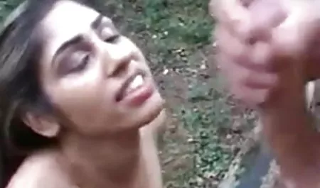 एक सेक्स टॉय के सेक्सी हिंदी इंग्लिश पिक्चर साथ सोलो रेडहेड ग्रैनी