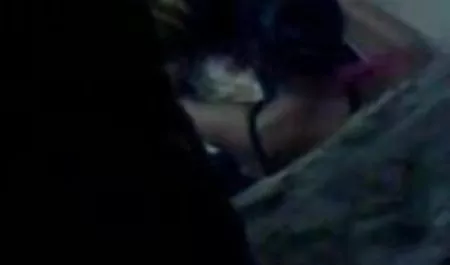 लेलू लव ने स्ट्रैपआन के सेक्स की पिक्चर दिखाओ साथ खेला