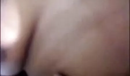 तीन चॉकलेट हिंदी में सेक्सी मूवी के लिए एक आदमी