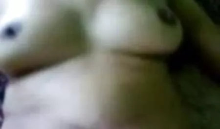 लड़की हवा पर झूलती है सेक्सी पिक्चर बताइए इंग्लिश