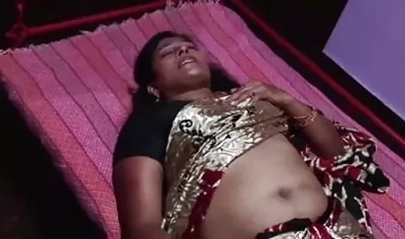 व्यायाम के बाद स्पोर्ट्समैन सिंडी कार्सन सेक्सी चाहिए हिंदी फिल्म लोगों के साथ आराम करते हैं