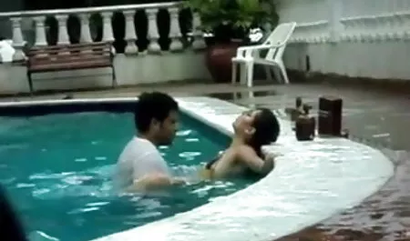 डोरिस इवी और अनीना सिल्क ने फिस्टिंग का हिंदी पिक्चर फिल्म सेक्सी हिंदी में परीक्षण किया