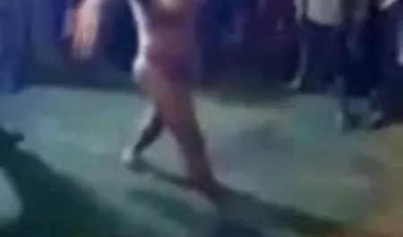 उमस भरा गोरा गर्म सेक्स प्यार वीडियो में सेक्सी चाहिए फिल्म करता है
