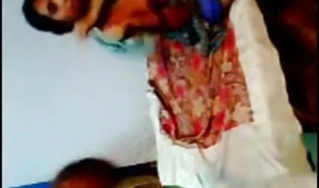एक गंजे मुर्गा के साथ सेक्सी पिक्चर फुल मूवी काम छेद