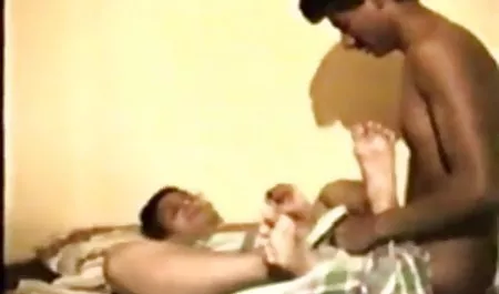 लड़की के गाय के स्तन हिंदी ब्लू सेक्सी हिंदी हैं