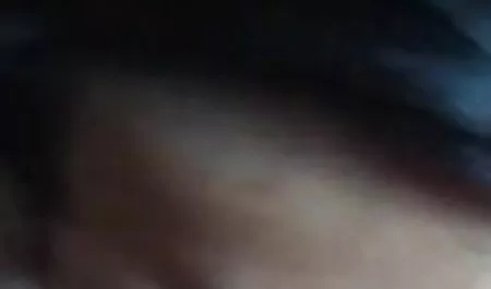 एक लाल फिल्म सेक्स फिल्म सेक्स चेहरे के साथ आदमी एक परिपक्व fucks