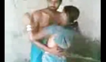 अंडरवियर में दो रसदार पुजारी से चुनने हिंदी कॉमेडी सेक्सी मूवी के लिए