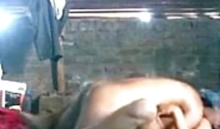 मुझे एक अच्छा तैलीय सदस्य बनाओ! सेक्सी सेक्सी फिल्म दिखाइए