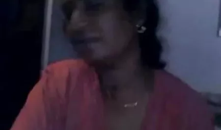 दोस्तों बुना हुआ हिंदी में सेक्सी फिल्म दिखाएं सेक्सी जापानी से blowjob का आनंद लें