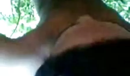 दो दोस्त खेल सेक्स फिल्म दिखाइए वीडियो खेलते हैं