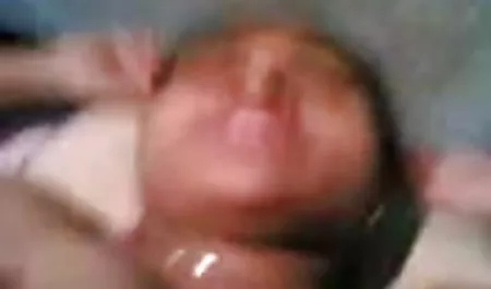 आदमी ने एक कैमकॉर्डर खरीदा और सेक्सी चाहिए हिंदी फिल्म एक प्रेमिका के साथ एक प्रेमिका को उतार दिया