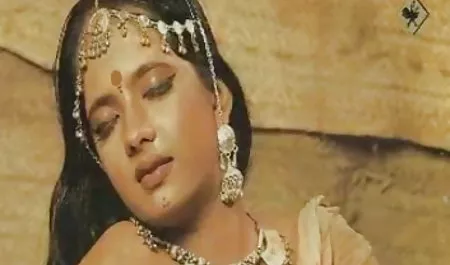 मेरी गुफा डिल्डो के साथ सेक्सी मूवी हिंदी मै खेलते हैं!