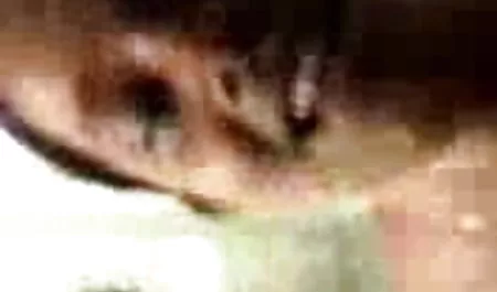 सुडौल हॉलीवुड सेक्सी हिंदी मूवी एमआईएलए एक साक्षात्कार देता है