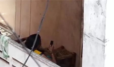 एक गोरी हिंदी सेक्स मूवीस महिला की धार