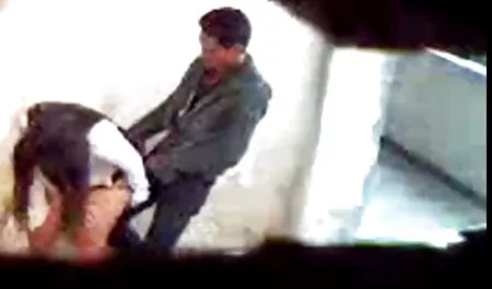 दानी जेन्सेन कार्यालय में एक सदस्य के साथ सेक्सी मूवी इंडियन मूवी खेलता है