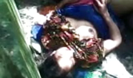 मनोवैज्ञानिक ने अंडे फिल्म सेक्सी हिंदी पिक्चर चाटने के लिए मजबूर किया