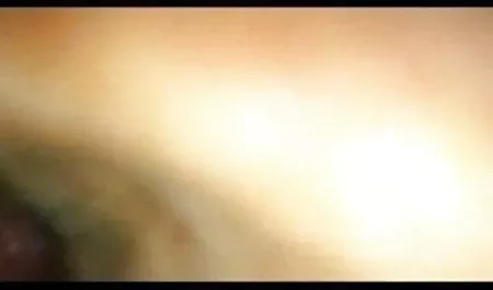 चीनी महिला खुद सेक्सी मूवी हिन्दी को दुलार देती है