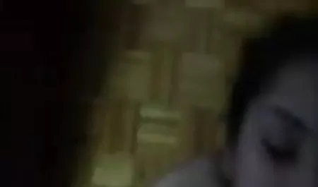 अरे हाँ - बच्चे तुम्हें हिंदी फिल्म सेक्सी 2018 क्या चाहिए!