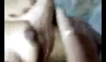 एशियाई हिंदी फीचर फिल्म सेक्सी ने सेक्स के दौरान एक साथी को दुखी किया